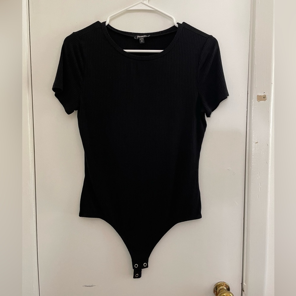 NWOT Express crew neck bodysuit